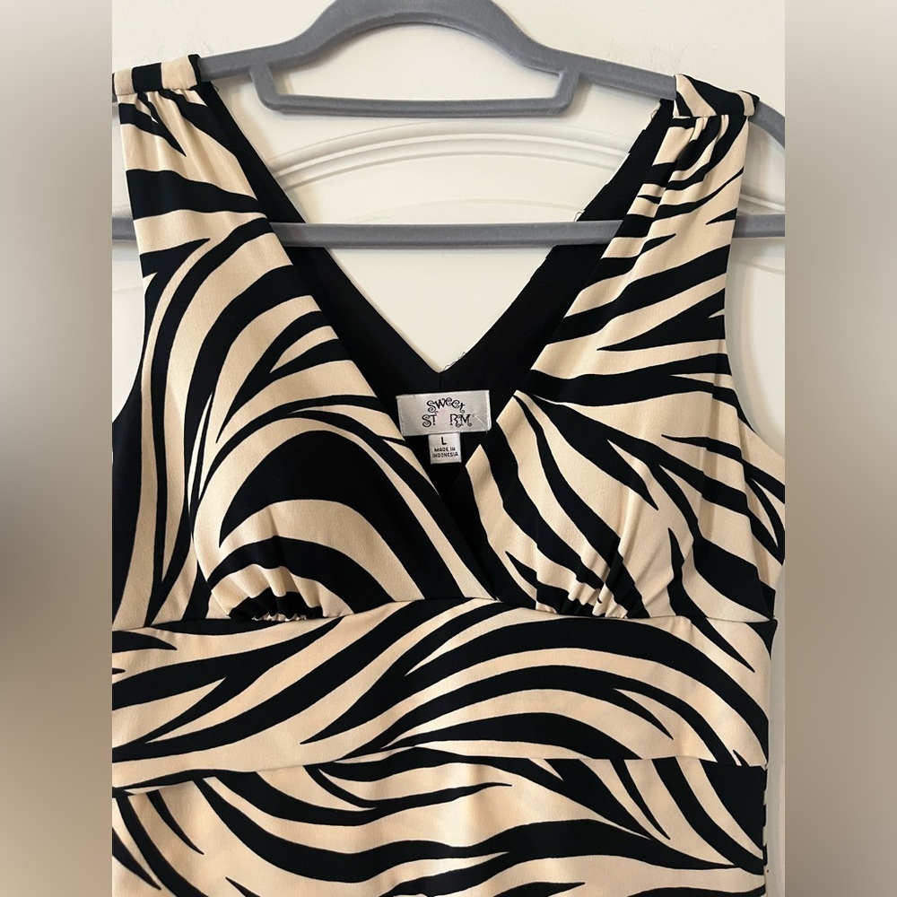 NWOT Sweet Storm Black and Cream Zebra Pattern Mini Dress Spandex Size Large - Picture 12 of 13